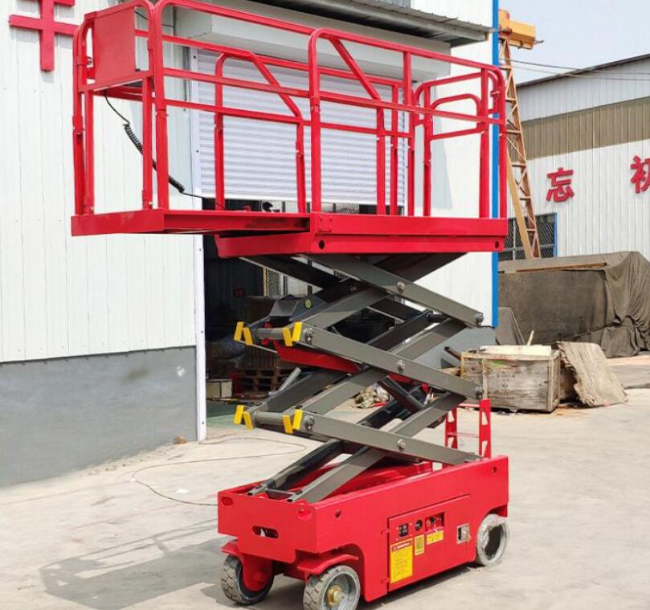 白朗移动剪叉式升降机